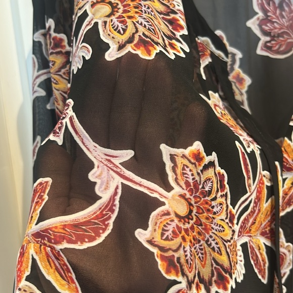 Liz Claiborne Signature Women Floral Sheer V-Neck Long Sleeve Sheer Blouse - Picture 9 of 13